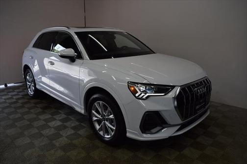 2025 Audi Q3 45 S line Premium Plus