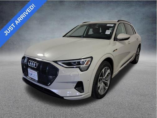 2021 Audi e-tron Premium Plus