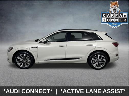 2021 Audi e-tron Premium Plus