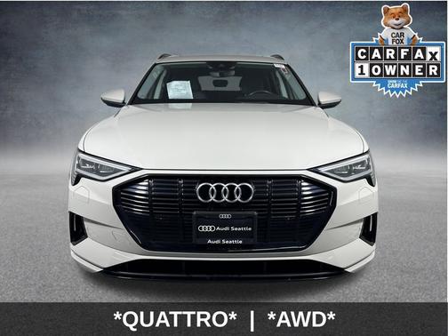 2021 Audi e-tron Premium Plus