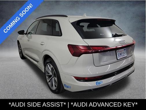 2021 Audi e-tron Premium Plus