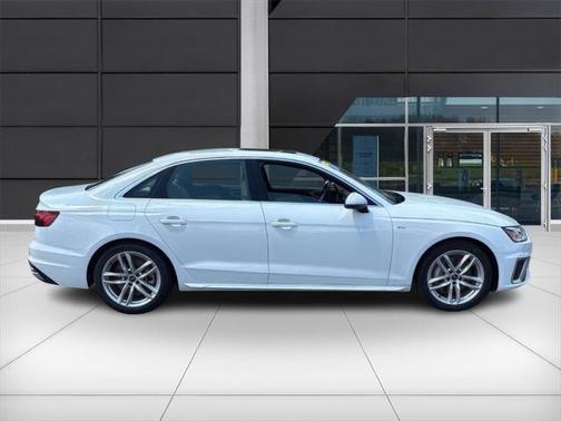 2024 Audi A4 45 S line Premium Plus
