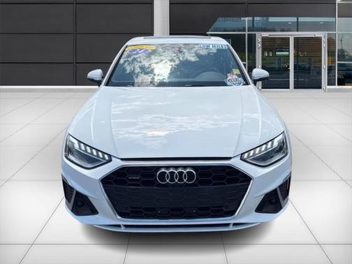 2024 Audi A4 45 S line Premium Plus