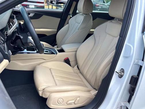2024 Audi A4 45 S line Premium Plus