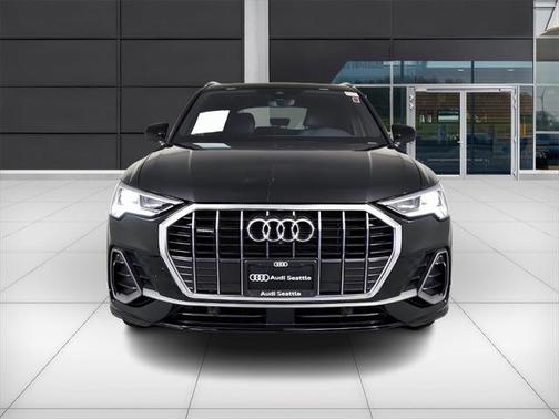 2023 Audi Q3 45 S line Premium Plus