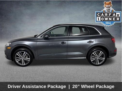 Daytona Gray Pearl Effect 2020 Audi Q5 e 55 Prestige