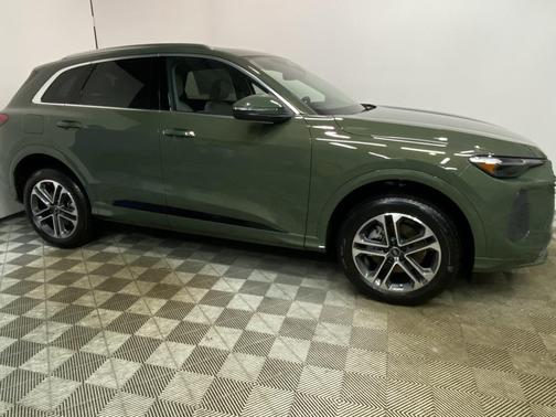 2025 Audi Q5 2.0T Premium Plus