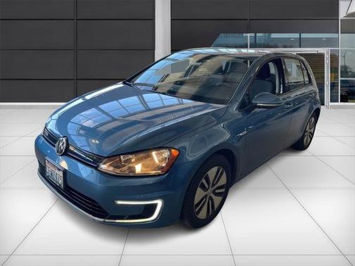 2016 Volkswagen e-Golf SE