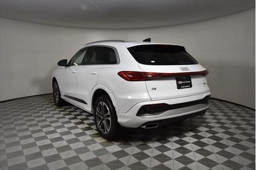 2025 Audi Q5 2.0T Premium