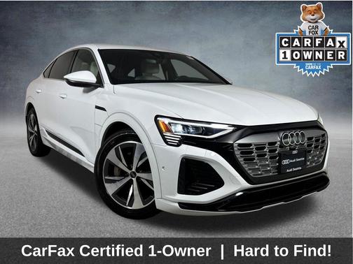 Glacier White Metallic 2024 Audi Q8 55 Premium Plus