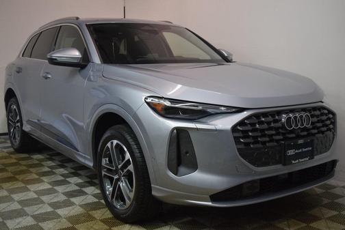 2025 Audi Q5 2.0T Premium Plus