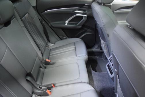 2025 Audi Q5 2.0T Premium Plus