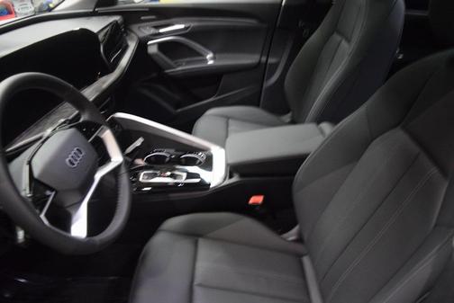 2025 Audi Q5 2.0T Premium Plus