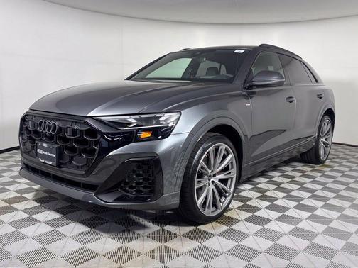 Daytona Gray Pearl 2026 Audi Q8 55 Prestige