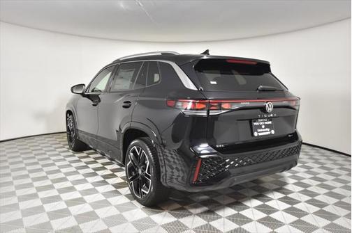 2025 Volkswagen Tiguan 2.0T SEL R-Line 4MOTION