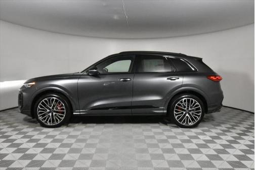 2025 Audi SQ5 3.0T Premium Plus