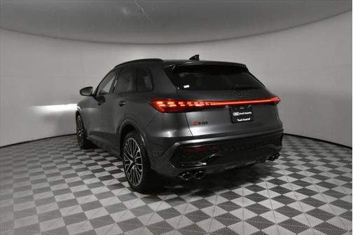 2025 Audi SQ5 3.0T Premium Plus