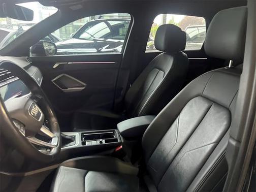 2023 Audi Q3 45 S line Premium Plus