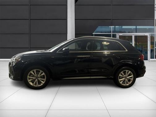 2023 Audi Q3 45 S line Premium Plus