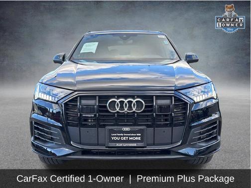 Mythos Black Metallic 2023 Audi Q7 55 Premium Plus
