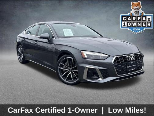 Daytona Gray Pearl Effect 2023 Audi A5 Sportback 45 S Line Prestige