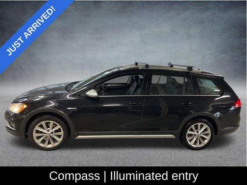 2017 Volkswagen Golf Alltrack TSI S