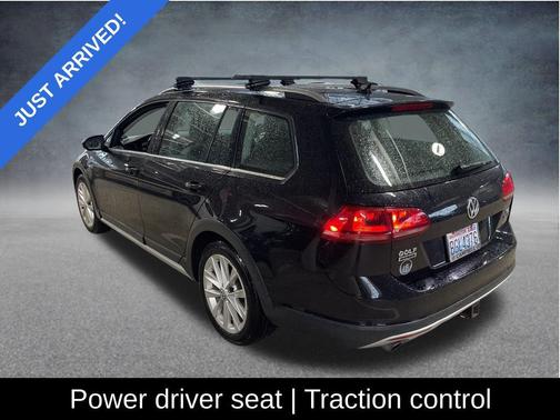 2017 Volkswagen Golf Alltrack TSI S