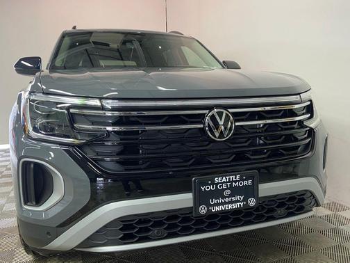 pure gray 2026 Volkswagen Atlas 2.0T Peak Edition