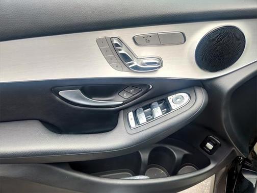 2021 Mercedes-Benz GLC 300 Base