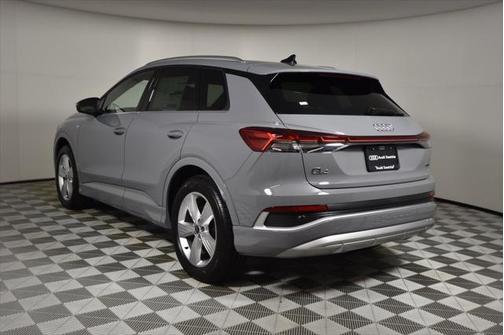 2025 Audi Q4 e-tron Prestige