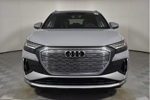 2025 Audi Q4 e-tron Prestige