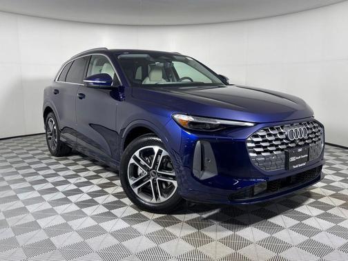 Blue Metallic 2026 Audi Q5 2.0T Prestige