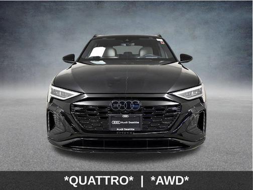 2024 Audi Q8 e-tron Prestige