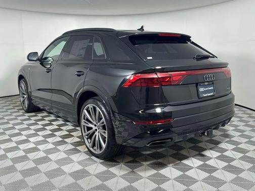 Black Metallic 2026 Audi Q8 55 Prestige