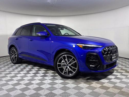 Blue Metallic 2026 Audi Q5 2.0T Prestige