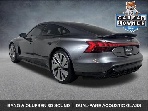 2022 Audi e-tron GT Prestige