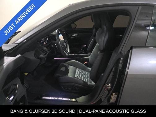 2022 Audi e-tron GT Prestige