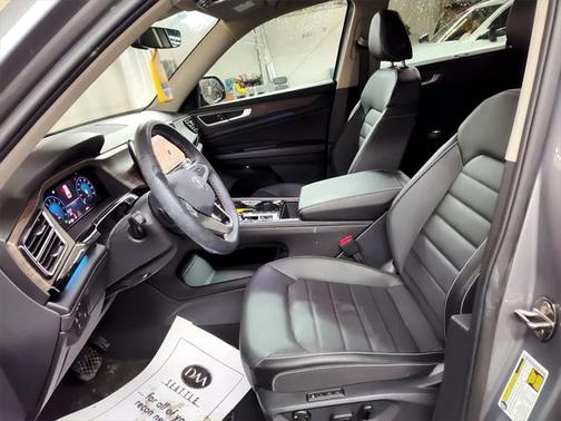 2024 Volkswagen Atlas 2.0T SEL