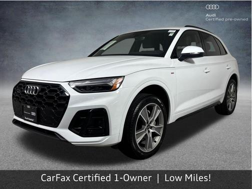 Glacier White Metallic 2025 Audi Q5 45 S line Premium