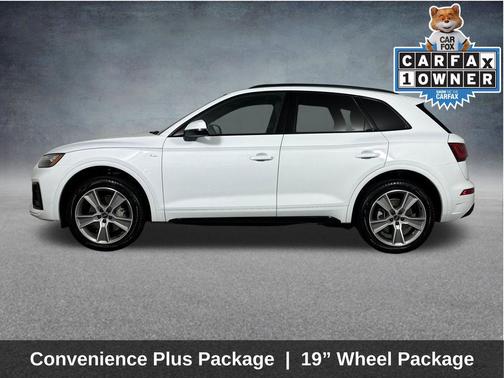 Glacier White Metallic 2025 Audi Q5 45 S line Premium
