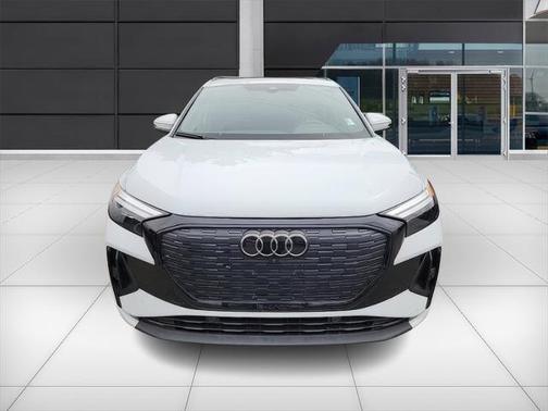 2024 Audi Q4 e-tron Premium
