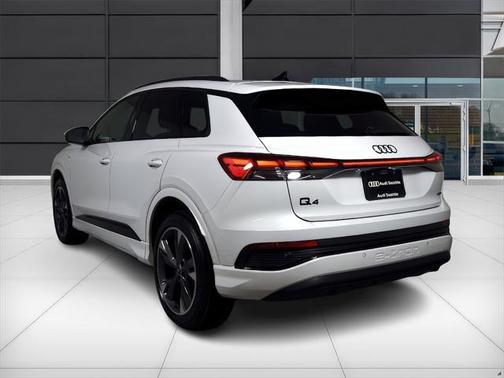 2024 Audi Q4 e-tron Premium