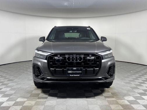 Gray Metallic 2026 Audi Q7 45 Premium