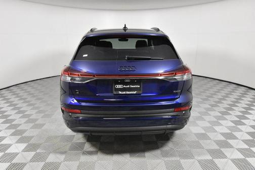2025 Audi Q4 e-tron Premium Plus