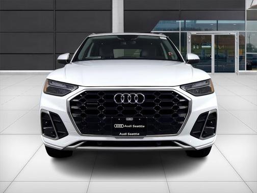 2023 Audi Q5 45 S line Premium