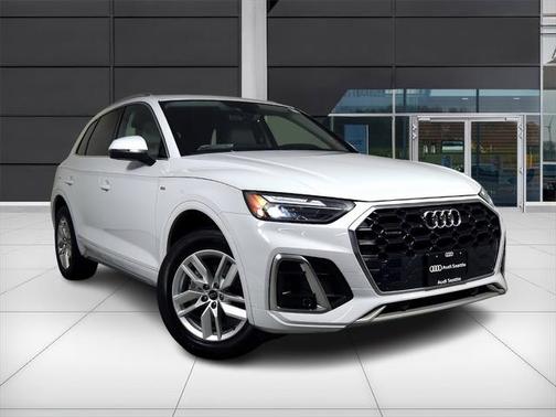 2023 Audi Q5 45 S line Premium