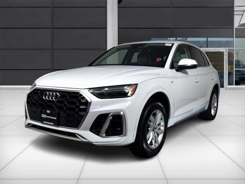 2023 Audi Q5 45 S line Premium
