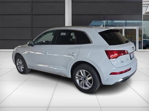 2023 Audi Q5 45 S line Premium