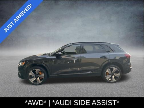 2023 Audi e-tron Premium Plus