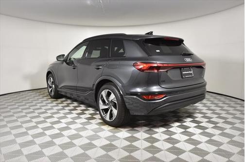 2025 Audi Q6 e-tron Premium